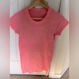 Lululemon Women’s Swiftly Tech Short Sleeve Shirt